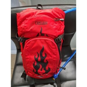 CamelBak Mini M.U.L.E. Kids‎ Hydration Backpack 50 oz (1.5 L) - Red/Flames New
